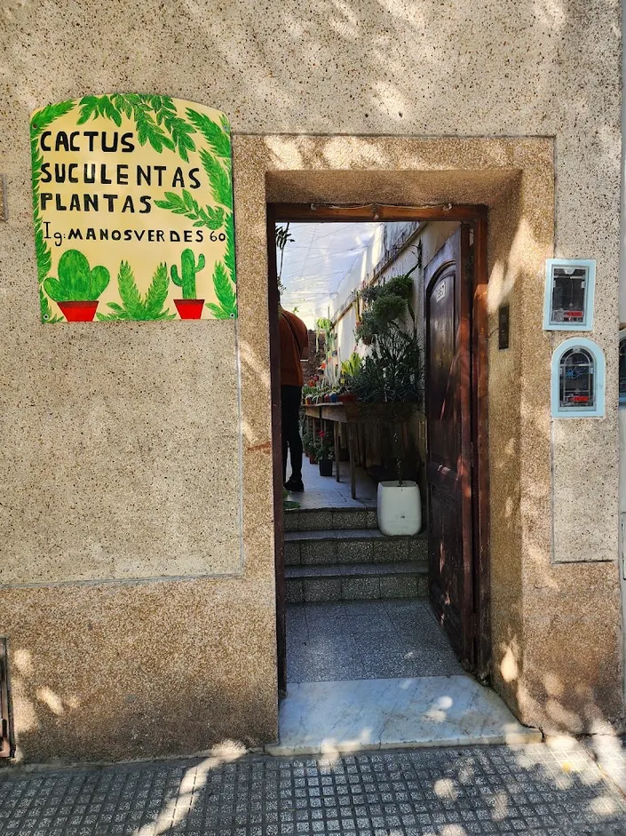 Manos verdes vivero
